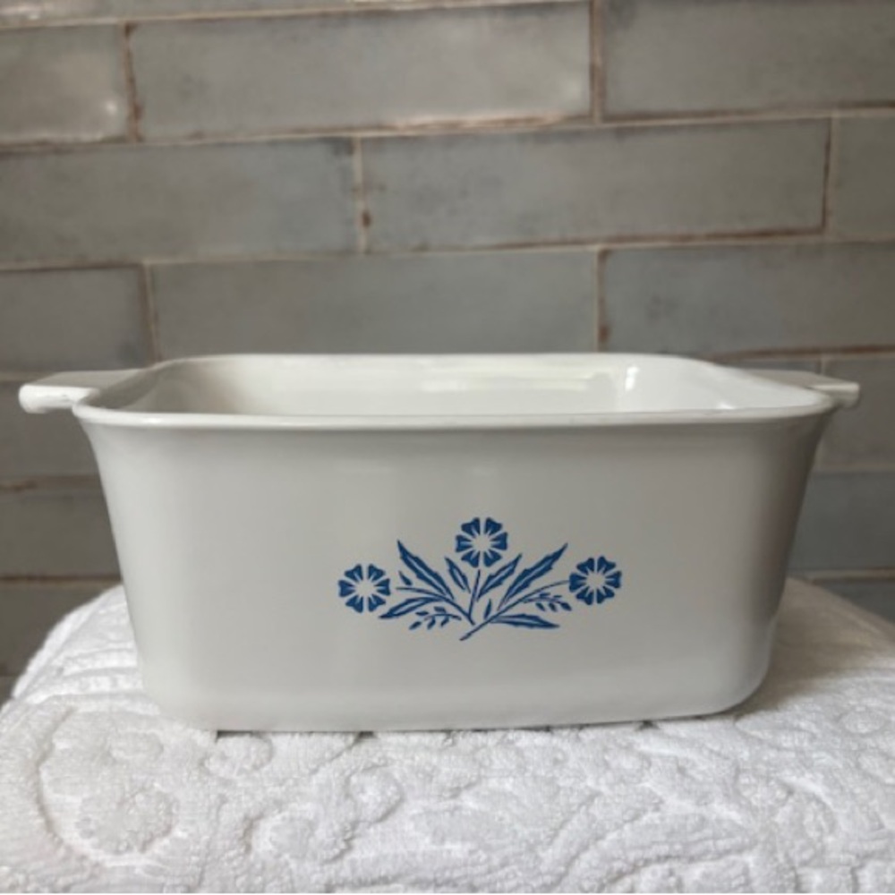 Corning Ware Cornflower Casserole Loaf Pan/Baking Dish (P~4~B) Vintage